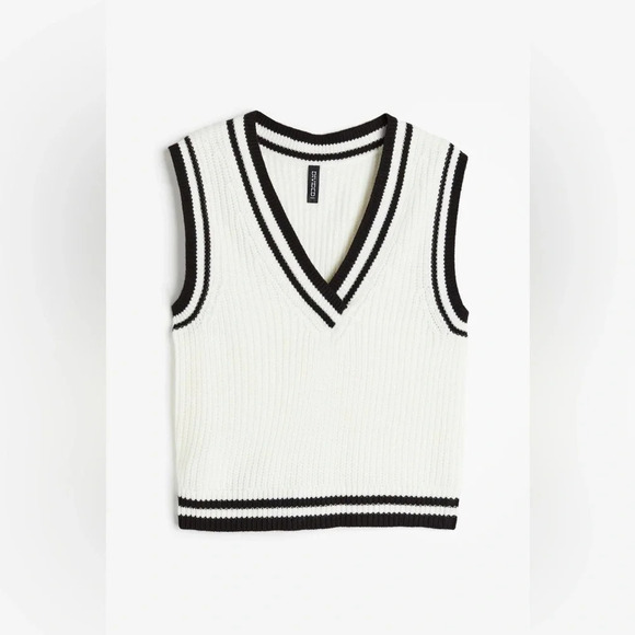 NWT H&M Cropped Knit Sweater Vest in White/Black Size M - Picture 1 of 10